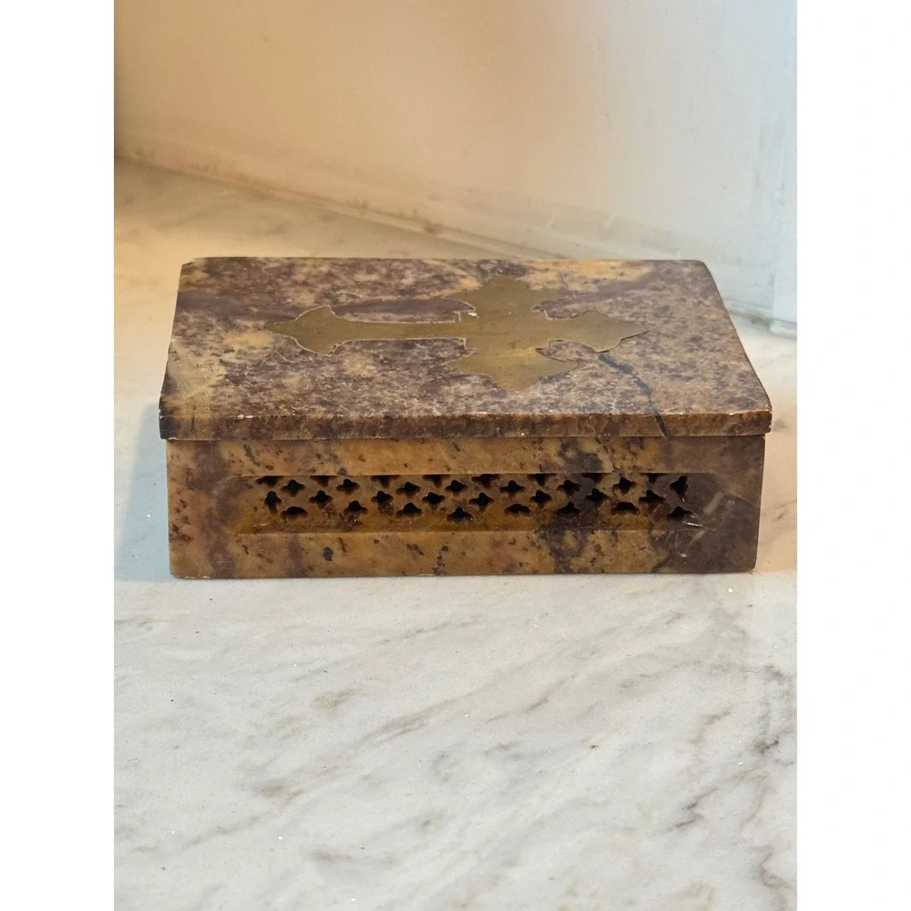 Vintage Soapstone Trinket Box Brown Brass Cross Inlay Carved India Handmade
